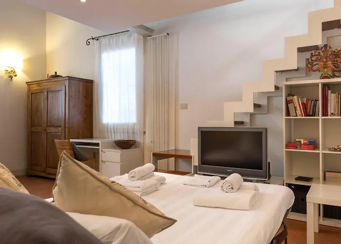 Santa Croce Cozy Duplex Apartment Florenz